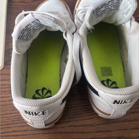 Nike White and Brown Casual Sneakers - Picture 5 of 6